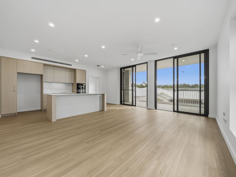 Elegant Apartment with Sunlit Balcony with this 'Finch Design'