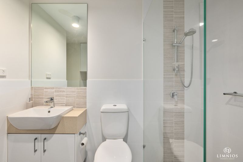 Lifestyle and Location!