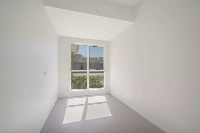 Spacious Coastal Villa with Room to Move