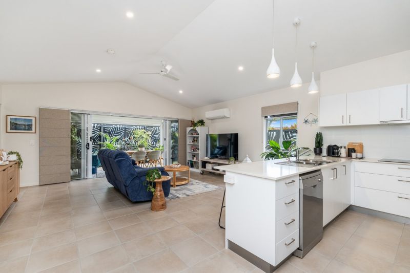 Beautifully Presented Home with Waterway Views