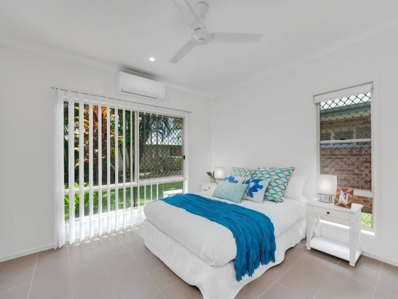 Two-bedroom unit with extra multi-use space