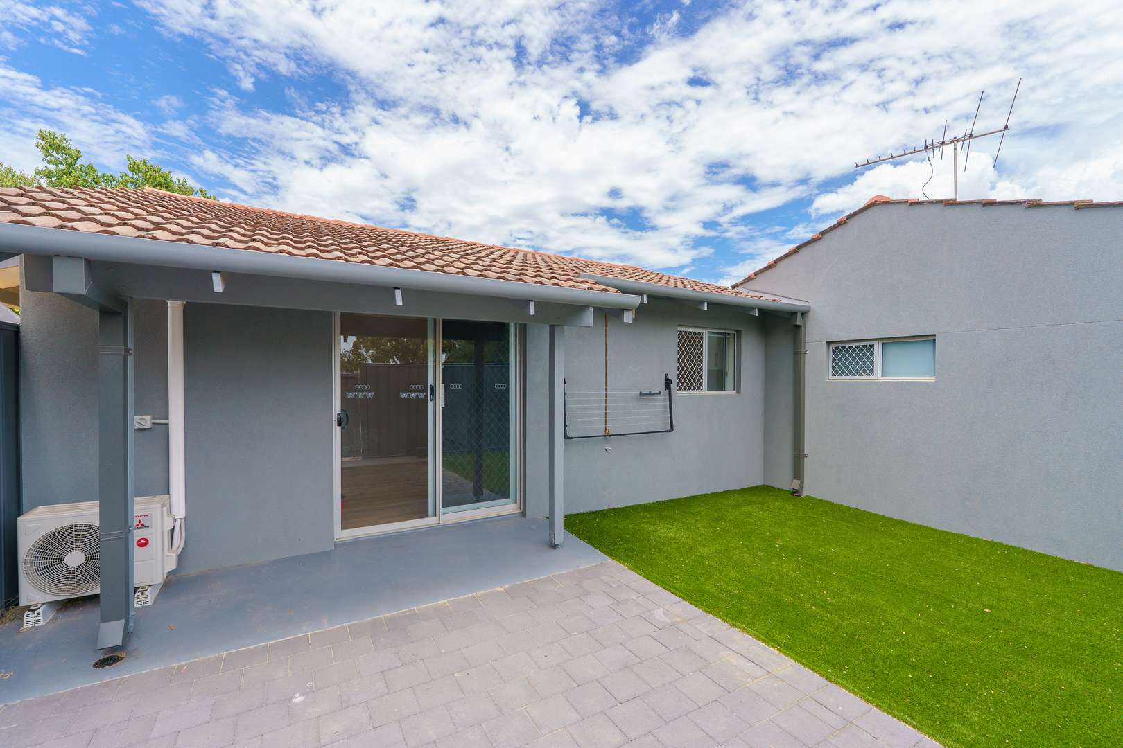 Aspen Living Viveash 