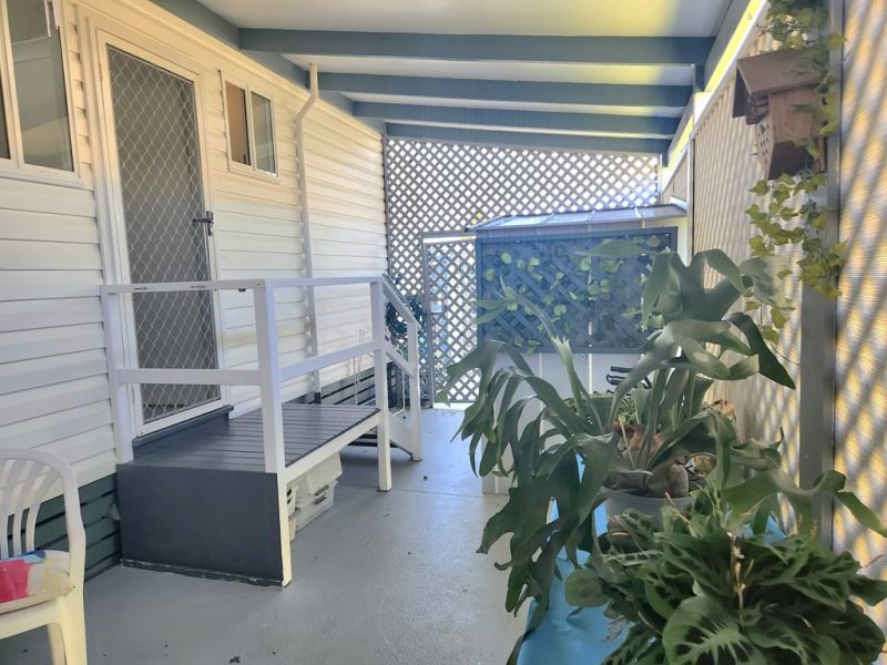 Sunny & Stylish  Home