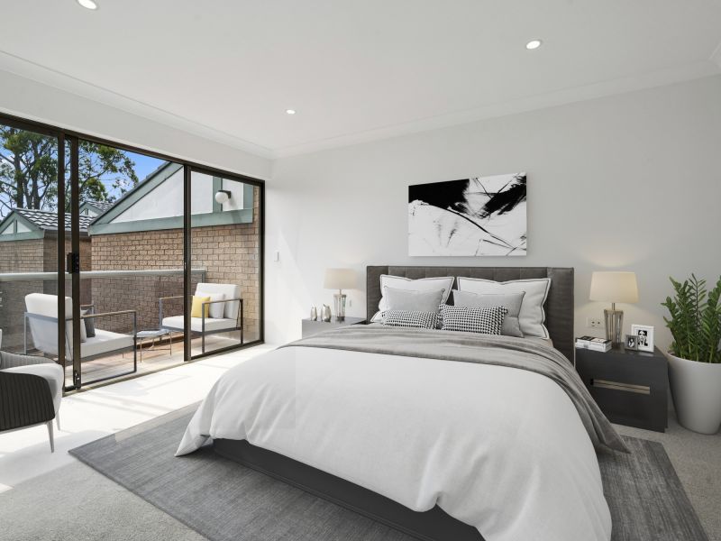 Beautifully updated unit in prime 'top of the village' location