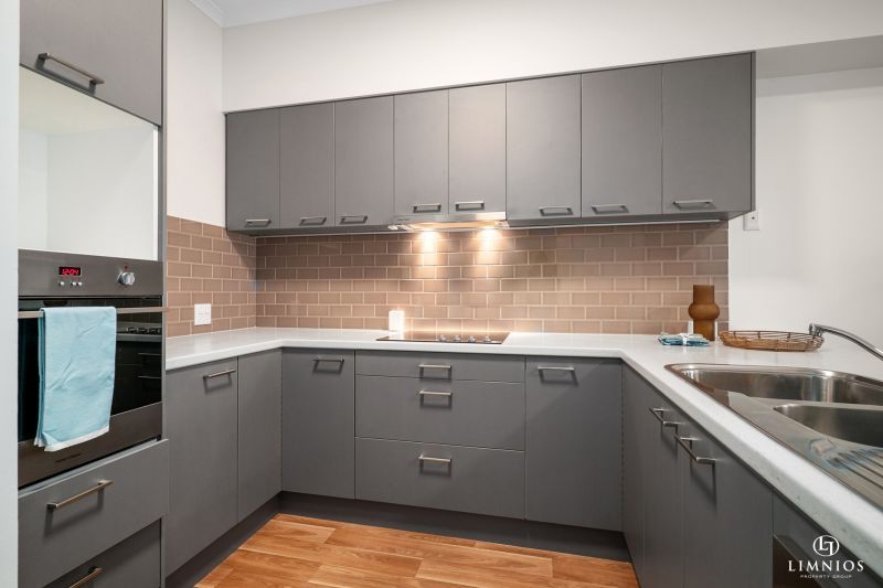 Beautifully presented 1 bedroom ground floor apartment