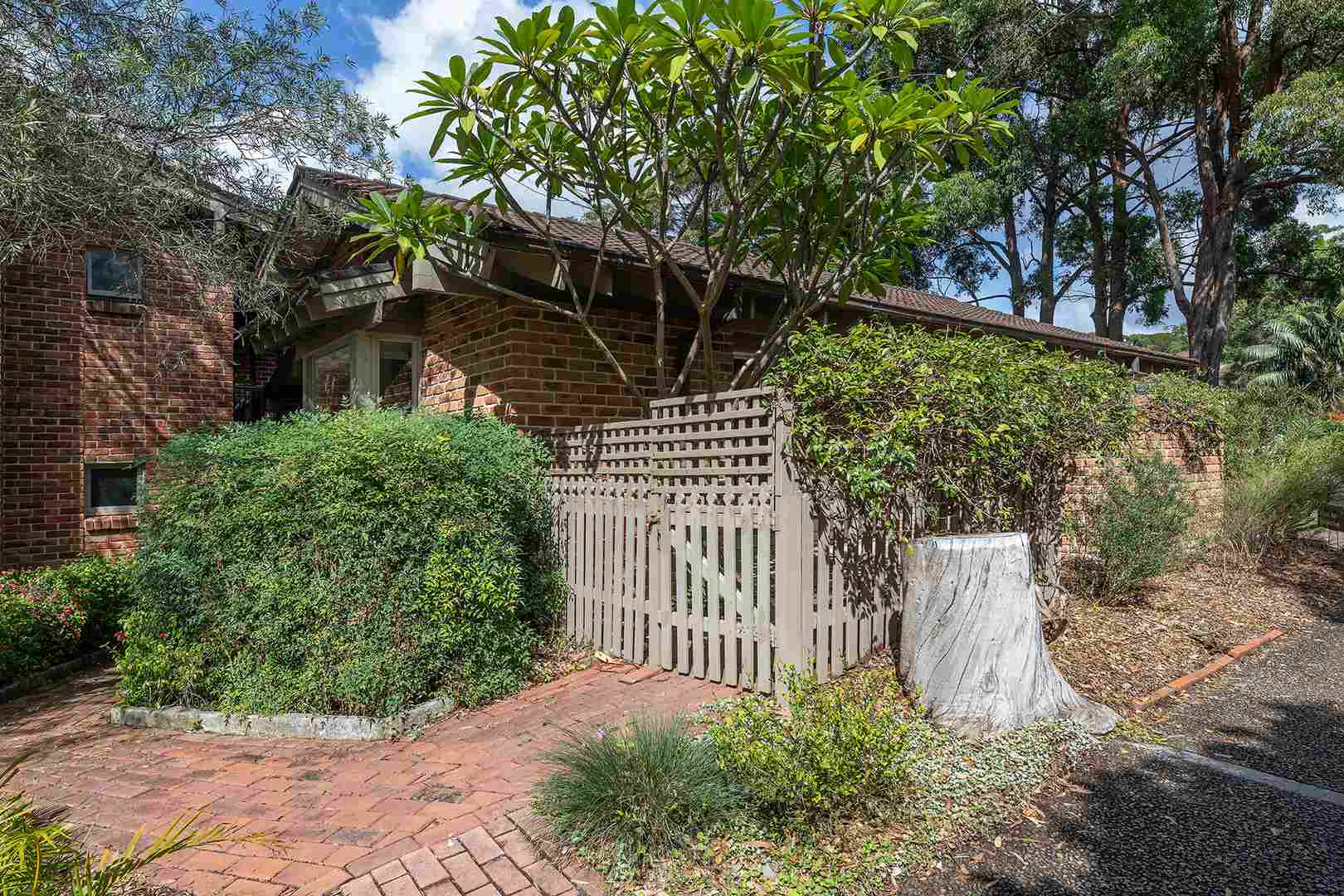 Fully renovated cottage-style retirement unit basks in warm north aspect