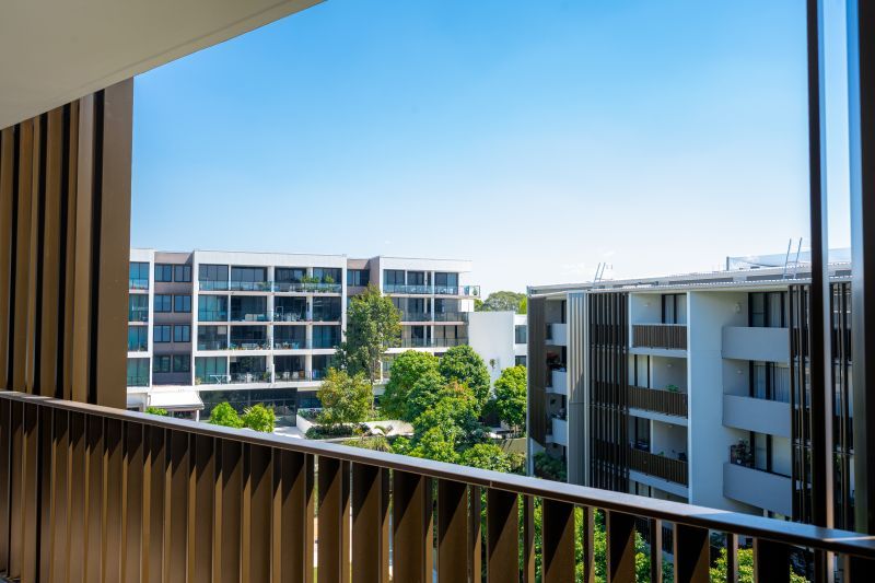 Elevated 2 Bedroom + Study Apartment