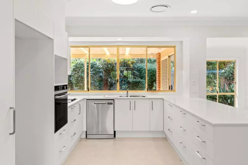 Modern, comfortable villa in quiet location.