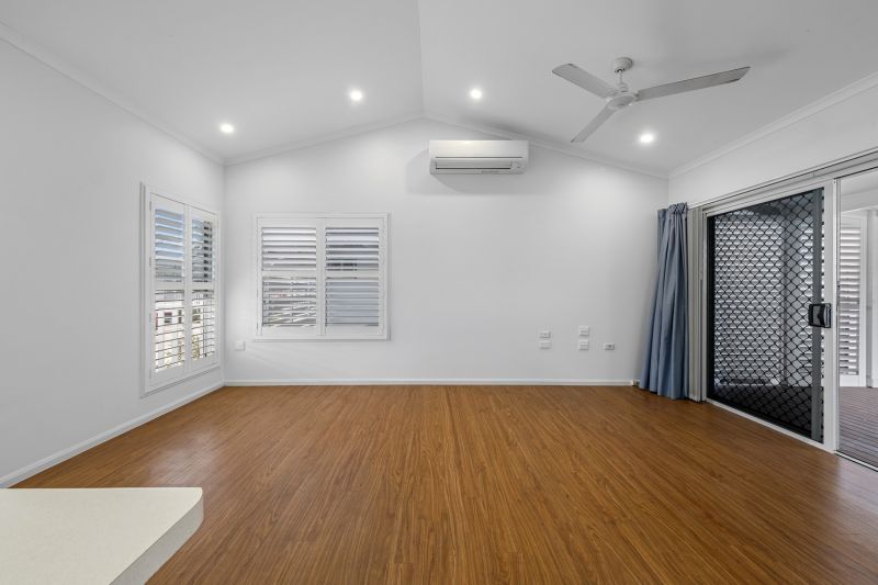 Easy, Community Living!