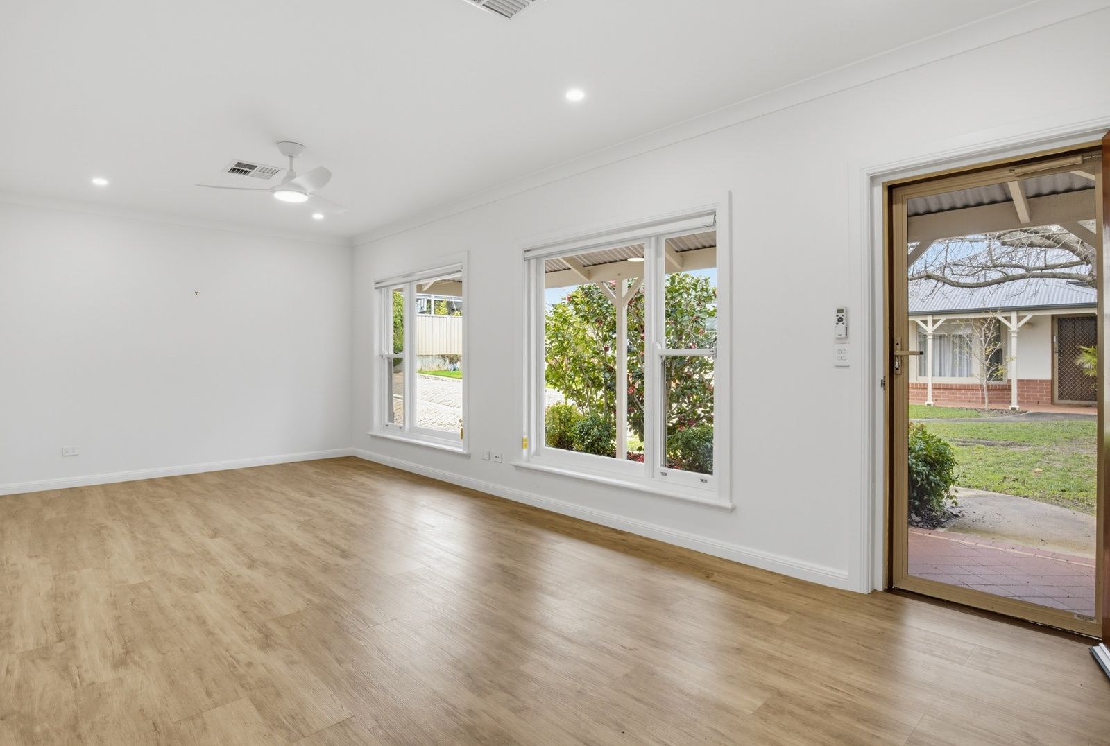 Over 55s living - Charming 2 bed home