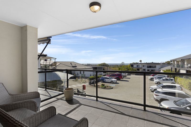 Studio apartment with an astounding view of ocean