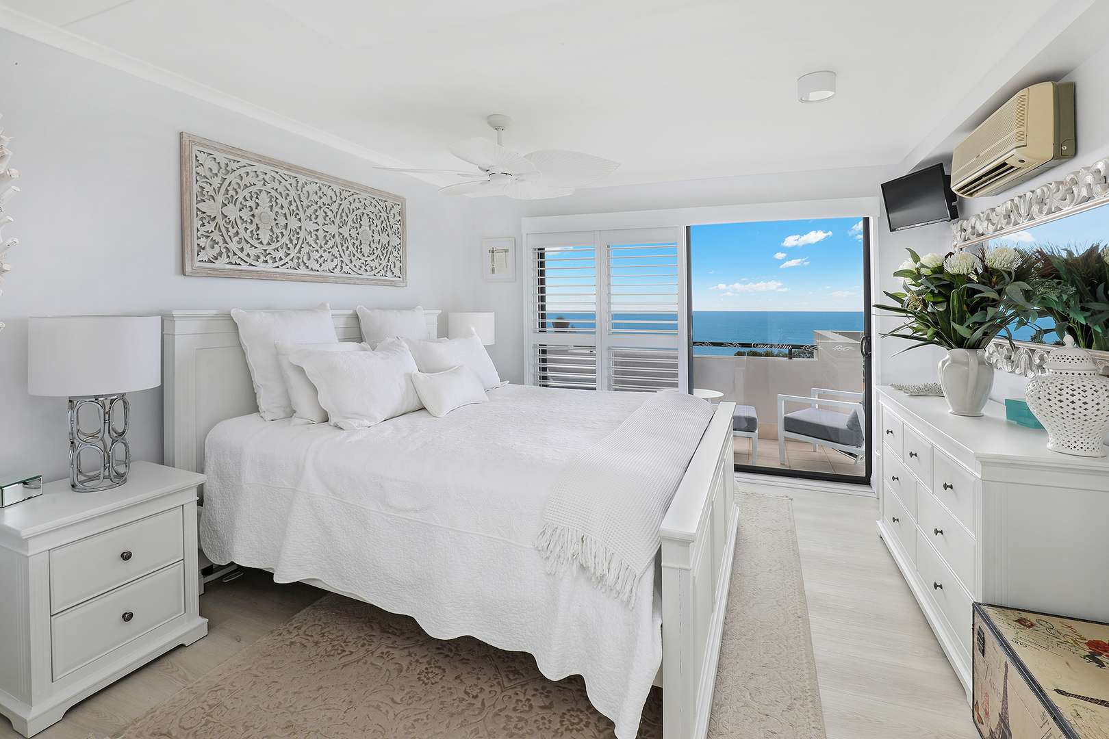 Style, Location, Lifestyle, VIEWS!