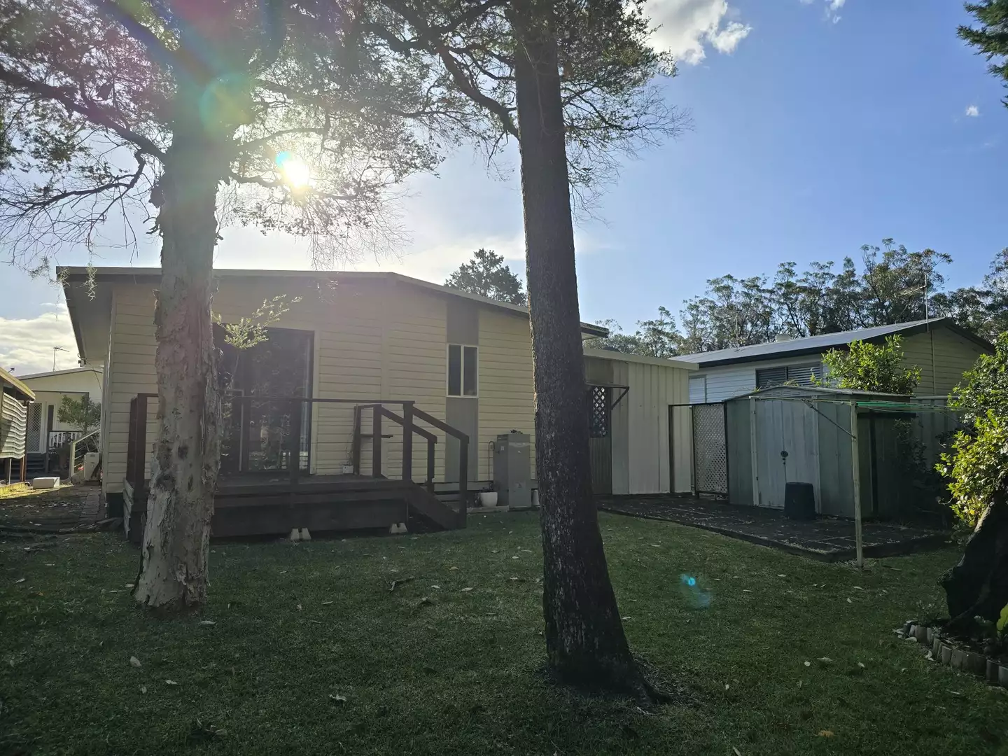 DEPOSIT TAKEN / UNDER CONTRACT - Fabulous garden allotment - Bushland setting - 2 Bedrooms