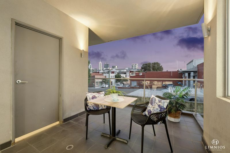 Boutique City Fringe Living with Rare Lifestyle & Investment Flexibility