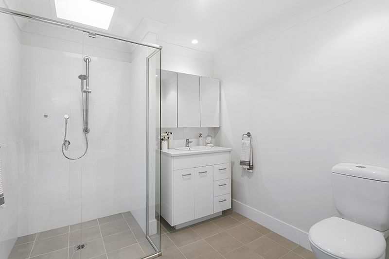 218/226 Windsor Road, Winston Hills