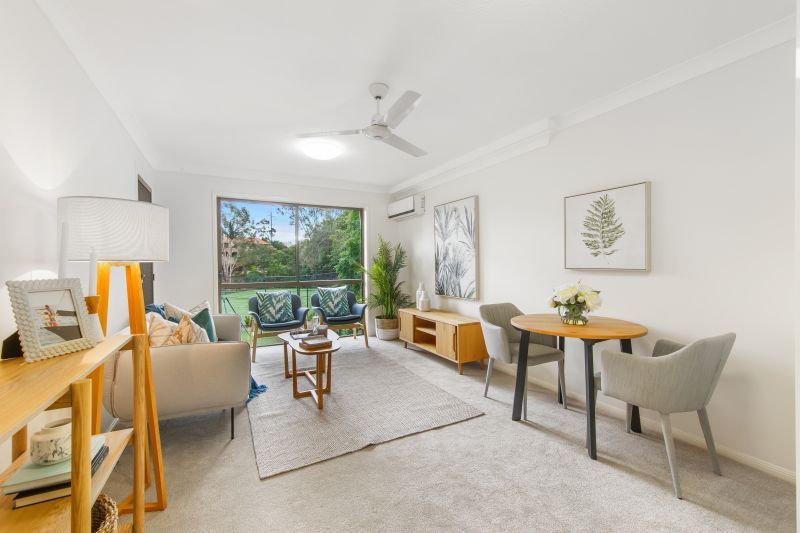 Currently under refurbishment - one-bedroom plus study