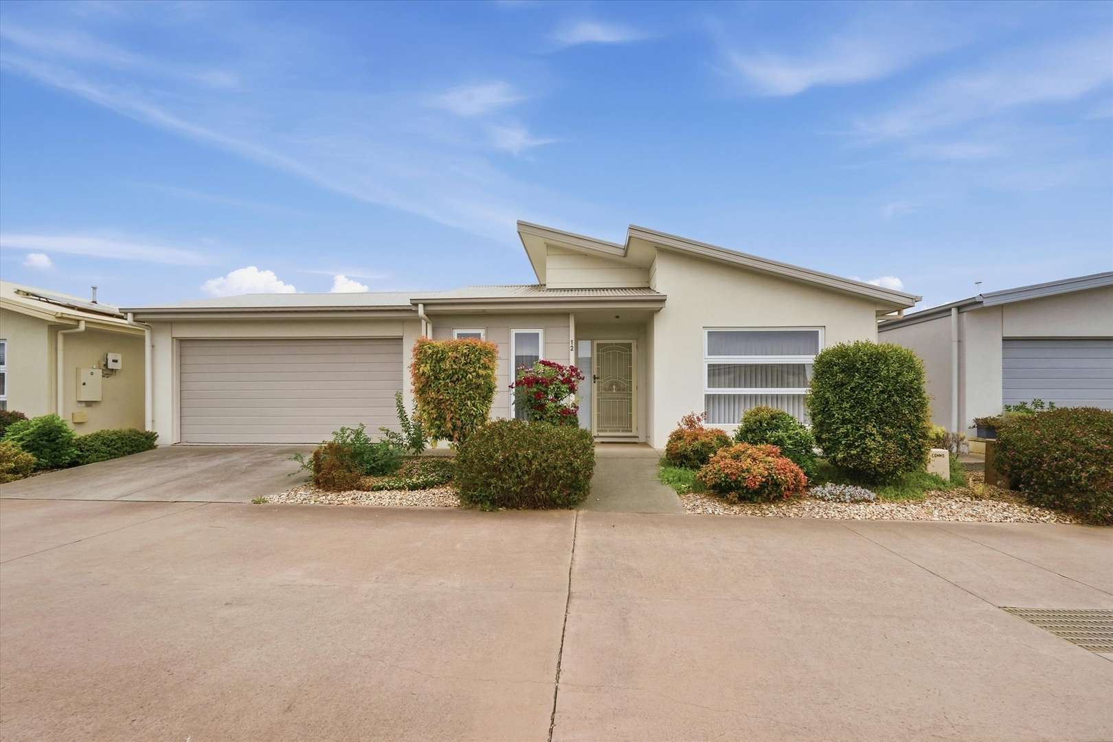 Home 12 Palm Lake Resort Truganina