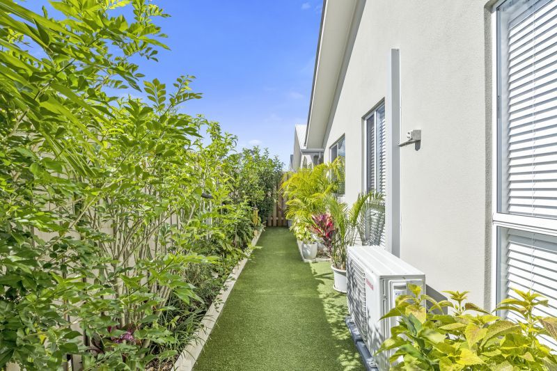 Bright, Tranquil Home with Private Alfresco