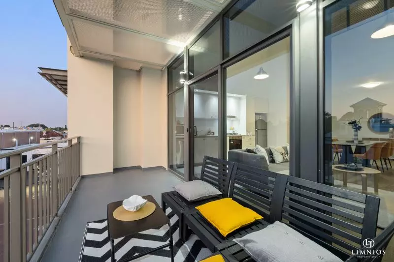 Vibrant Inner City Living!