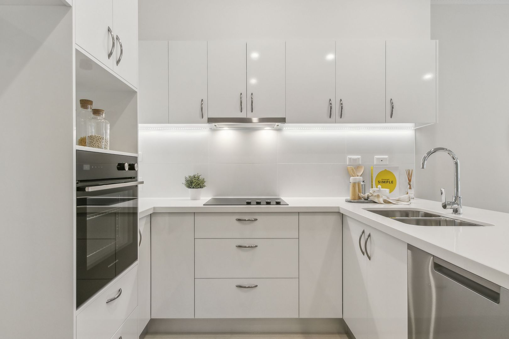 223/562 Bluff Road Hampton, VIC 3188