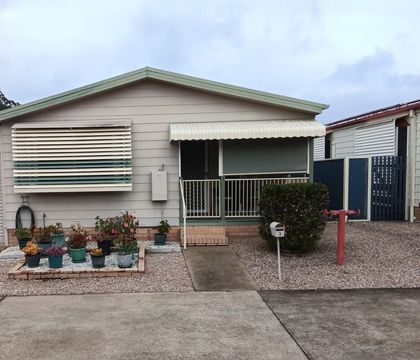 3 Bow Street, Palm Lake Resort, Bethania