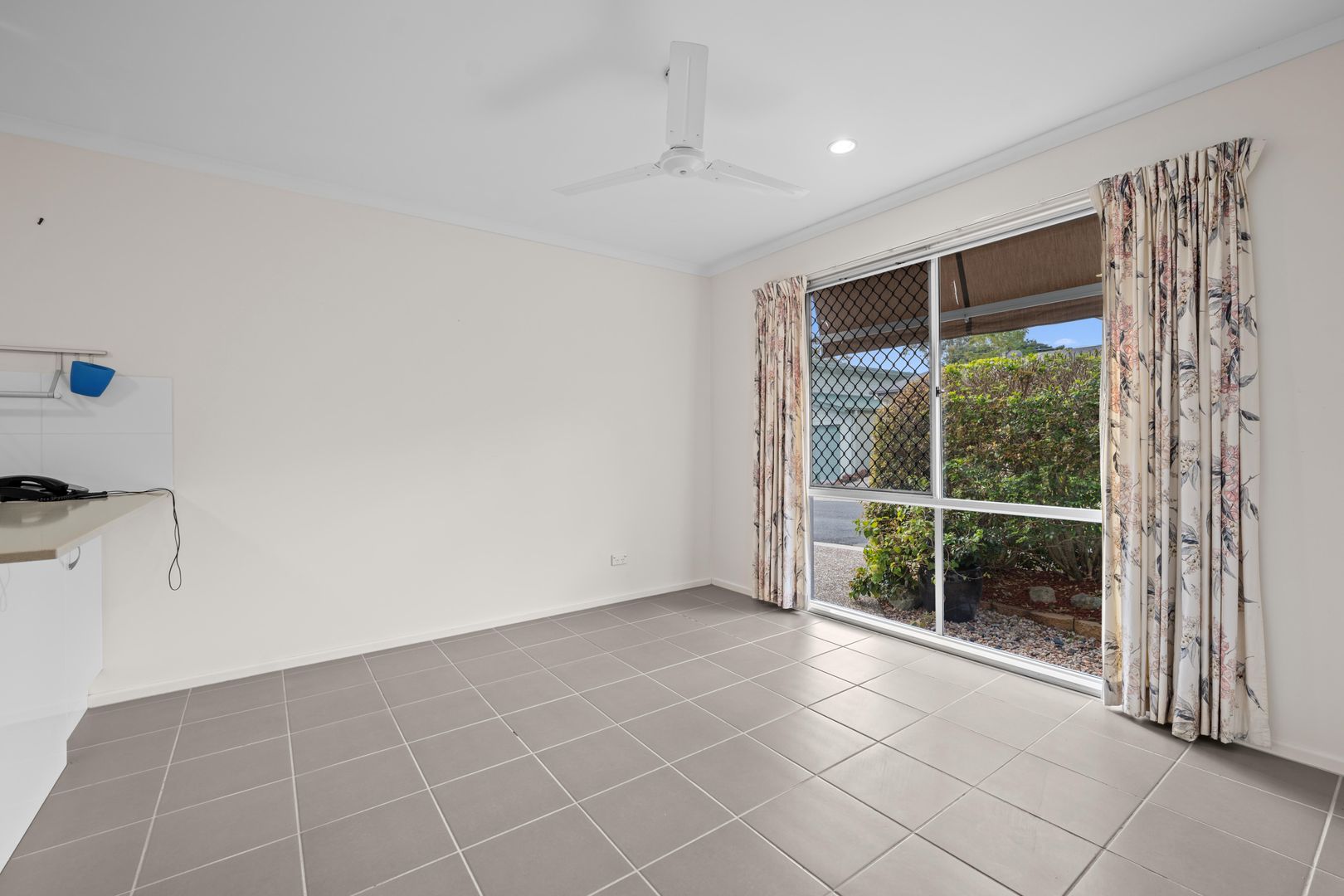 Great location for this two bedroom home in Palm Lake Resort Eagleby