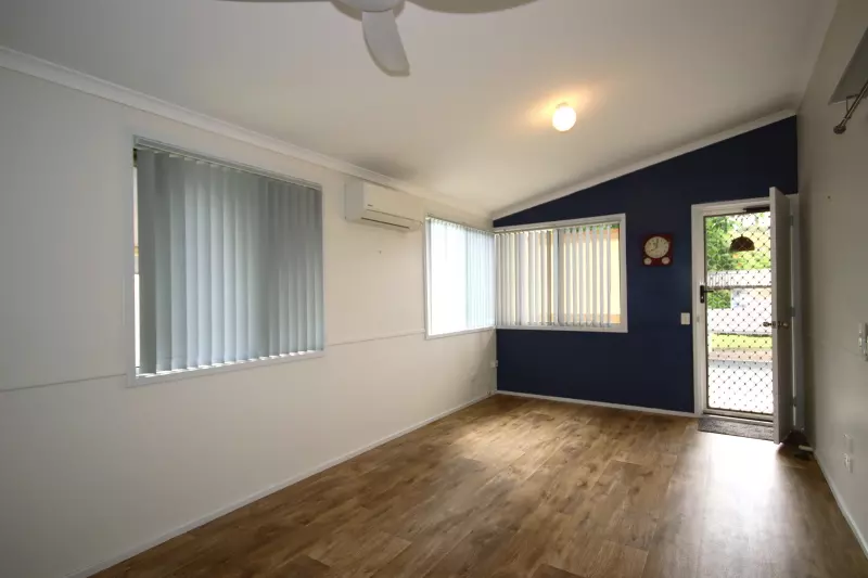 The Palms Village - Over 50's pet friendly Lifestyle Village