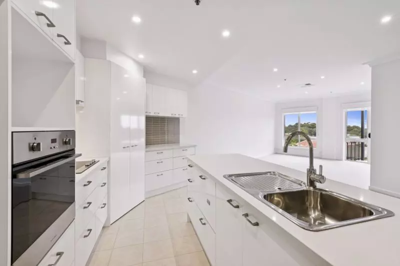 Dandenong Views and  Prime Village position