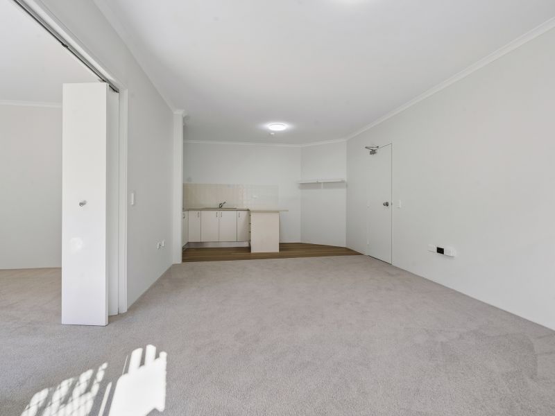Relaxed 1-Bedroom Living on Sydney's Northern Beaches