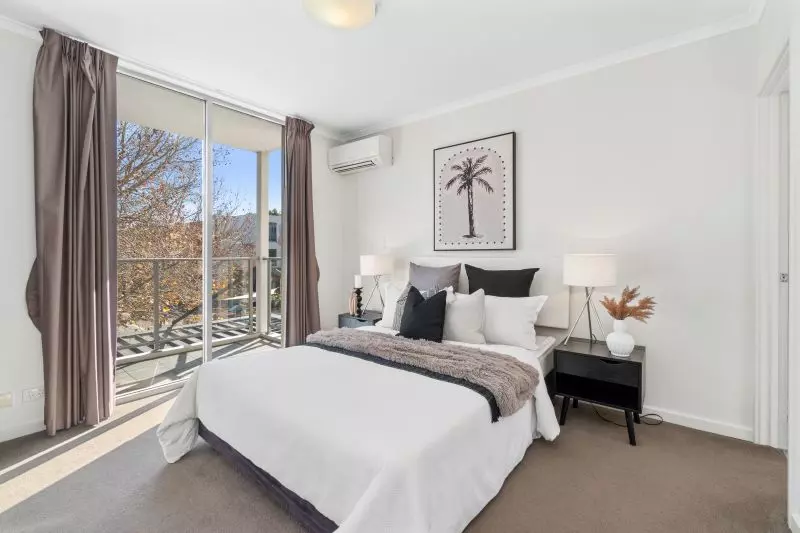 Contemporary Luxury Lifestyle!