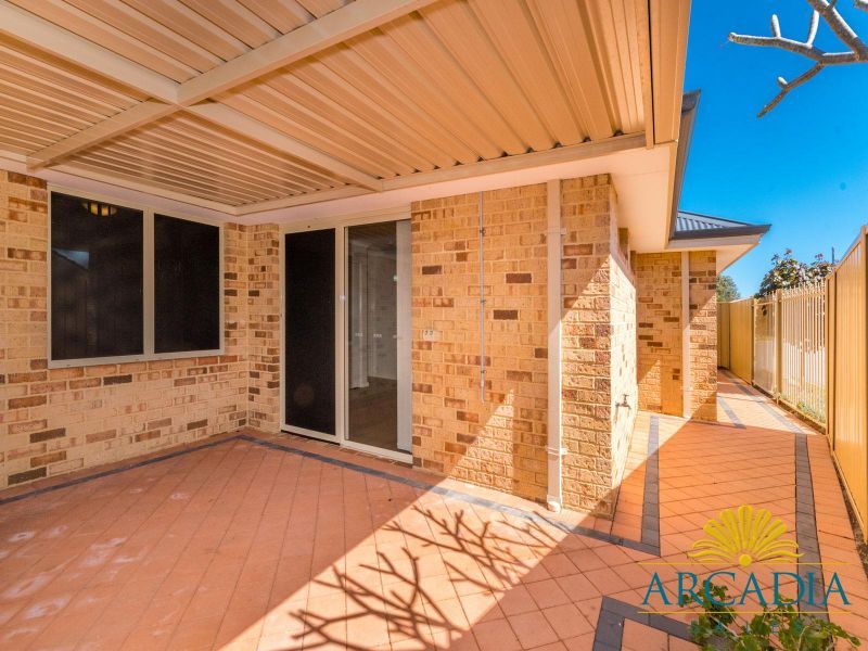 ARCADIA WATERS MANDURAH - Special Design 2 bedroom, Semi-Ensuite Bathroom
