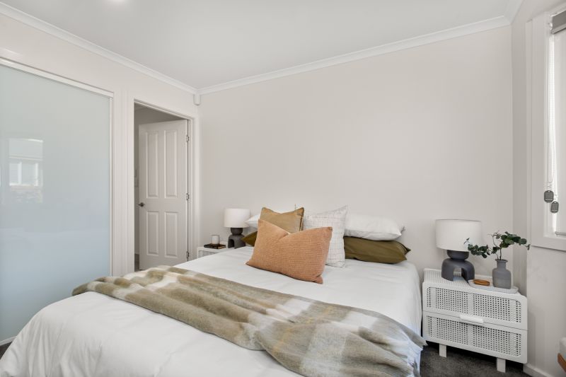 Spacious villa with golf course views