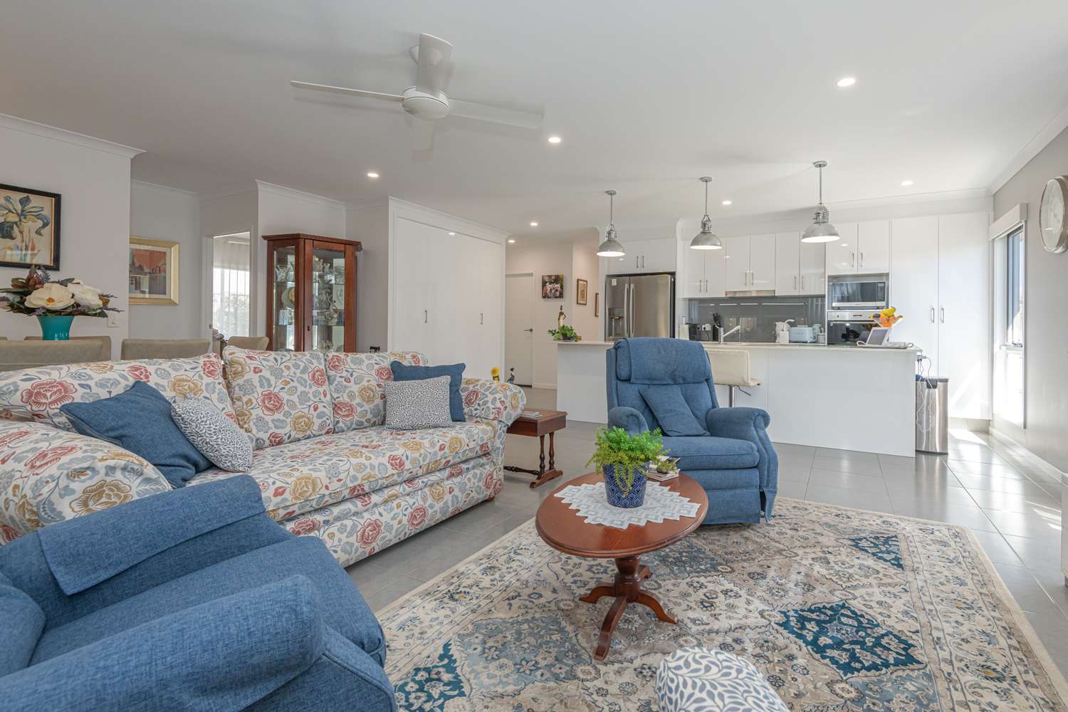Modern Elegance in the Waratah Design 