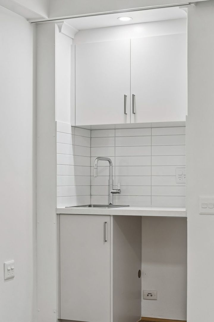 Newly Renovated ! Charming Retirement Retreat Serviced Apartment