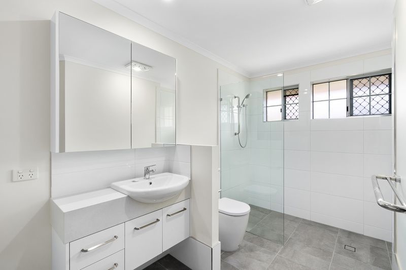 Beautiful two-bedroom, 1 bathroom villa.