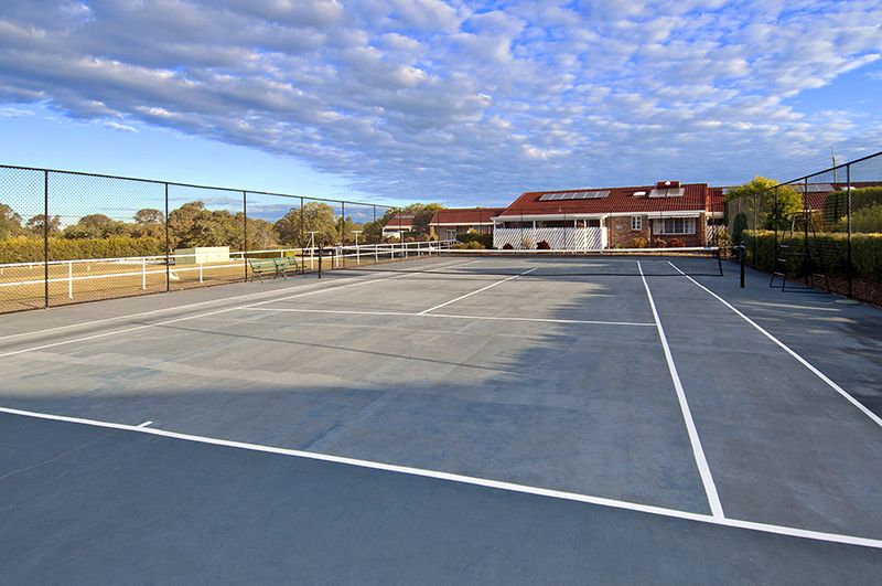 Discover strata-titled homes and a beautiful Albert River outlook