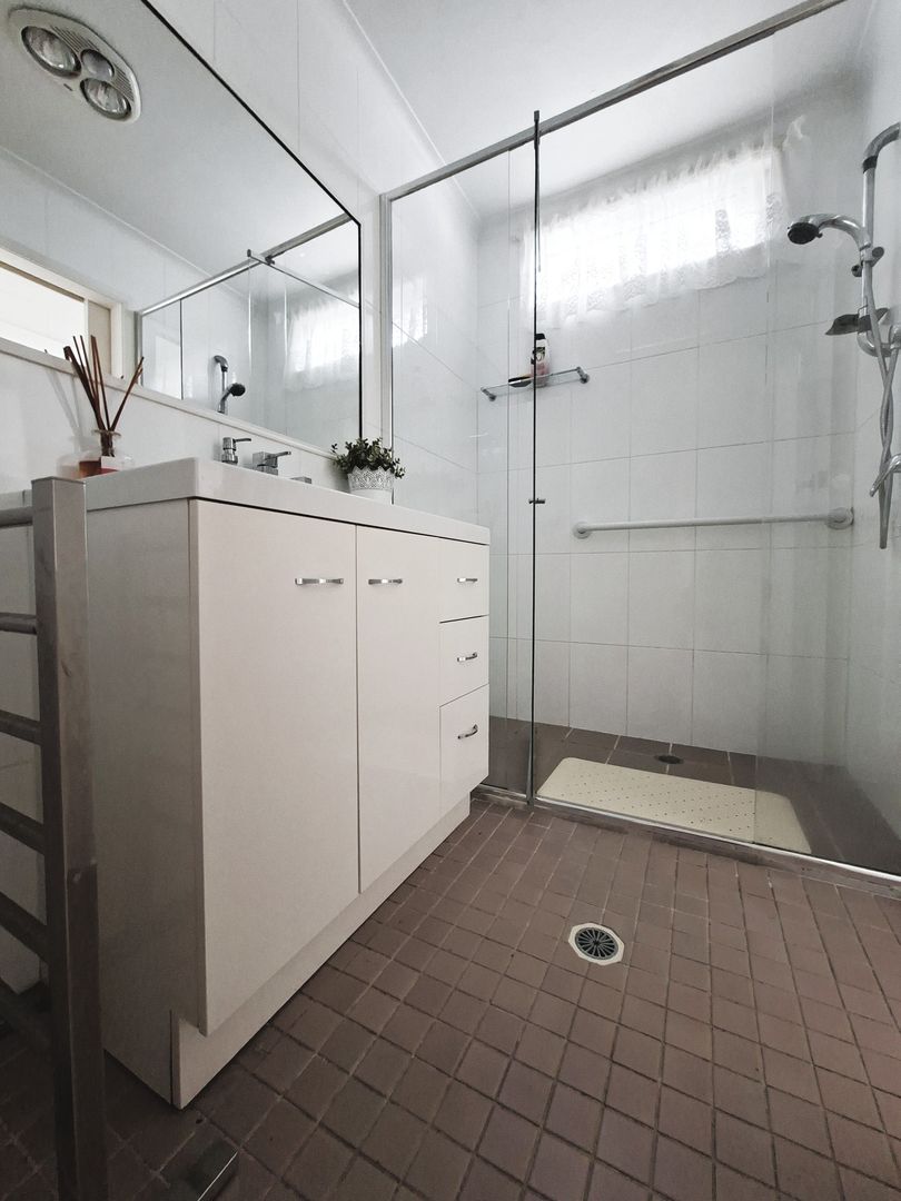 Spacious & Charming 2.5 Bedroom Home