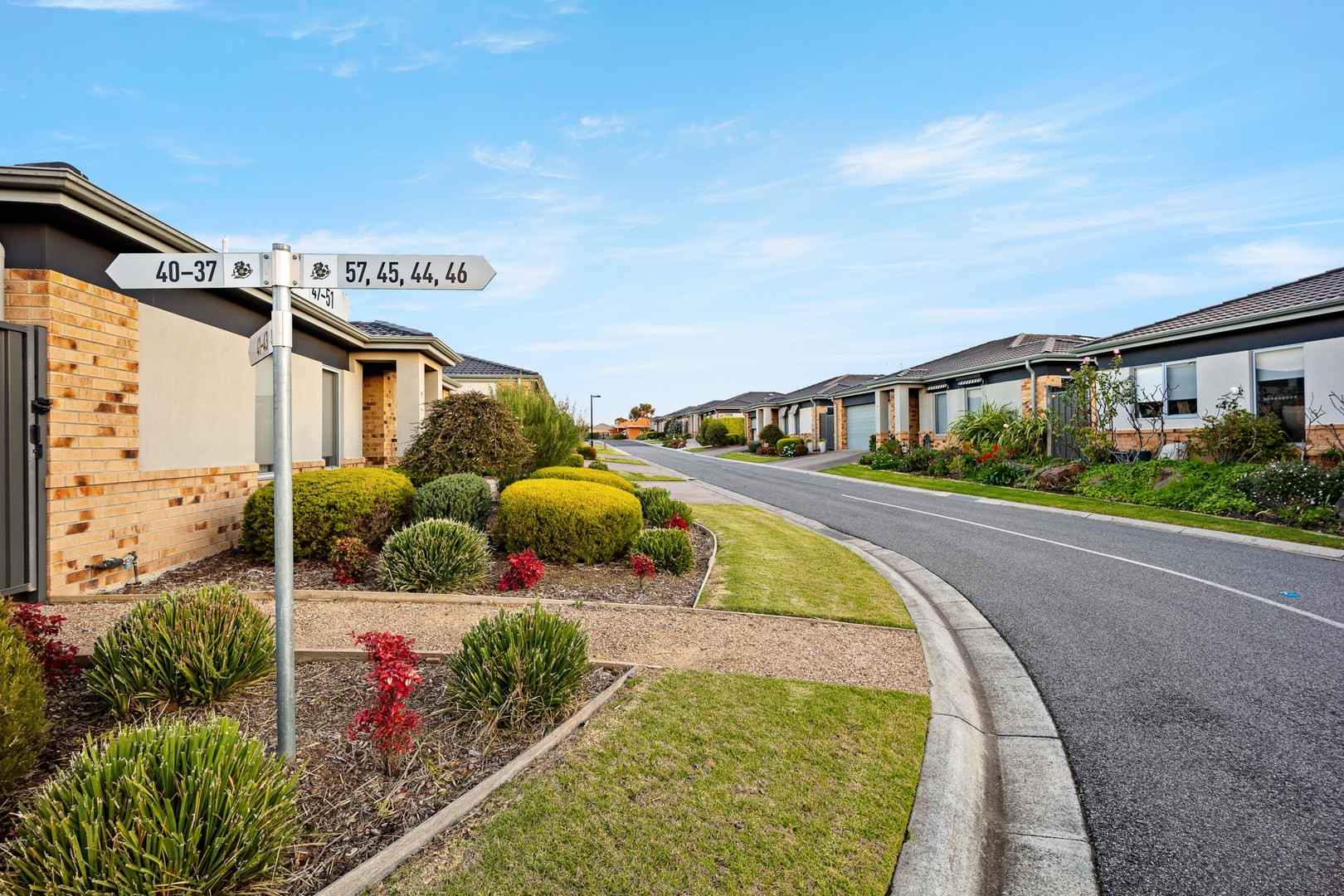 Affordable Spacious, 2 Bed, 2 Bath, and 2 Garage Villas!