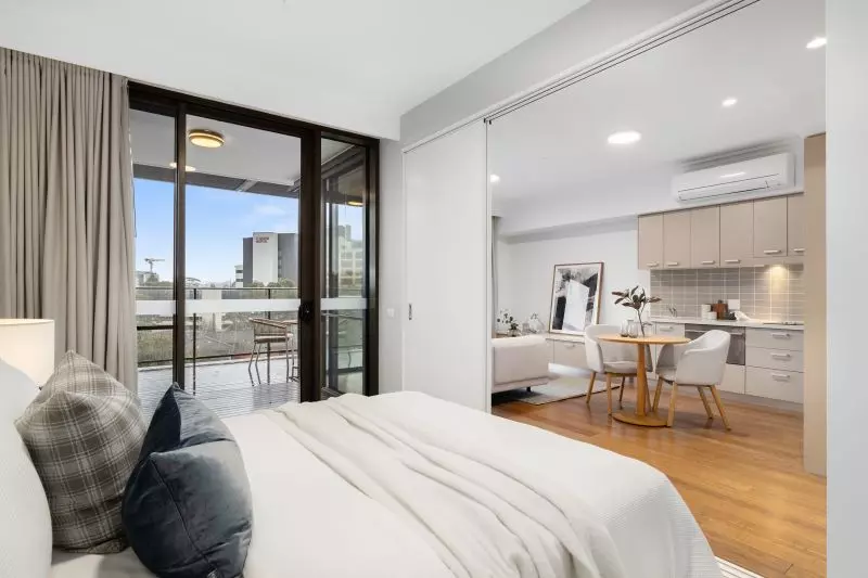 UNDER OFFER - Ultra Convenient Lifestyle