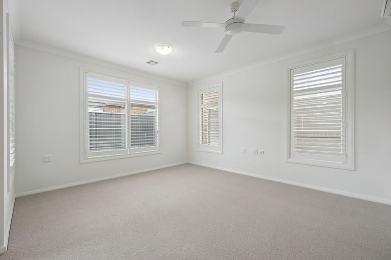 Freshly Updated Villa Close to Clubhouse and Pool