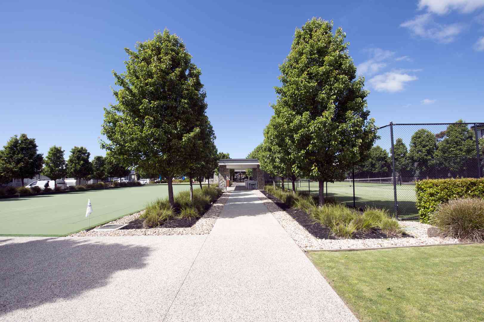 Lifestyle Geelong - Coastal living, close to the city. Downsize to a perfect balance of urban ease and ocean breeze. Water you waiting for?