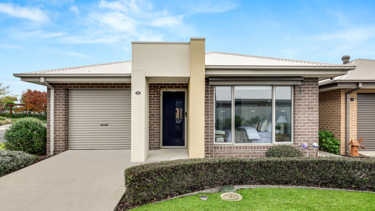 Two Bedroom | Unit 32