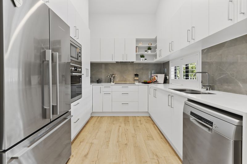 Stunning Home - Prime Rainforest Views!