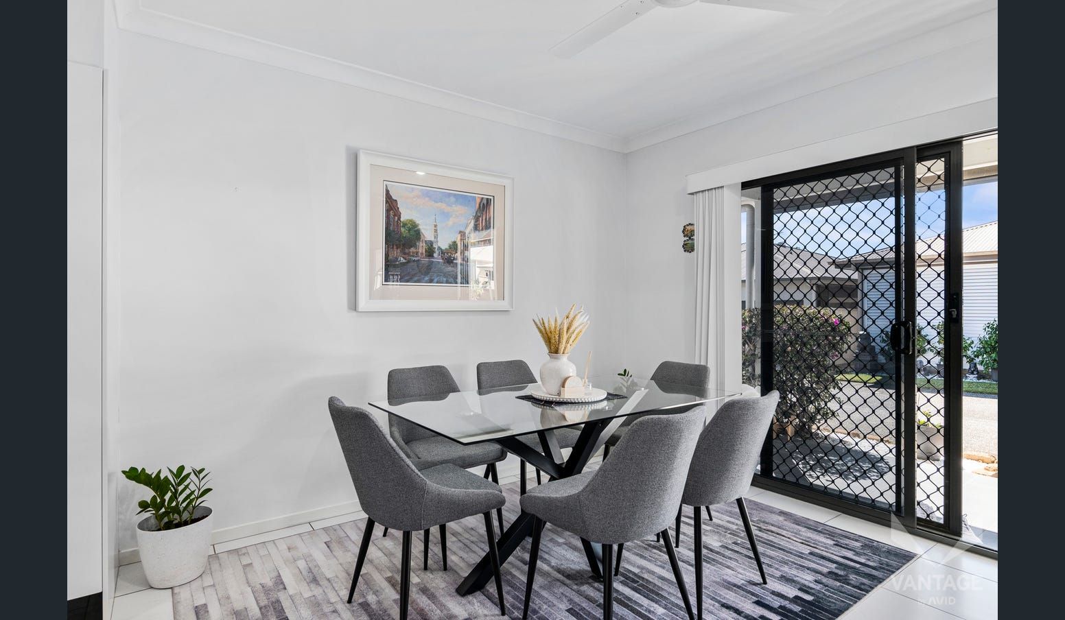 Light, Airy and Low-Maintenance - Simply Move In