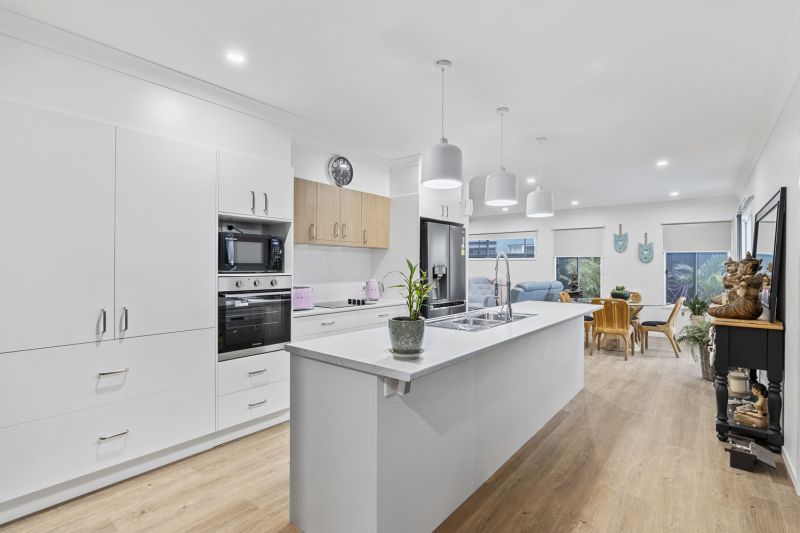 Vibrant Lifestyle Living!