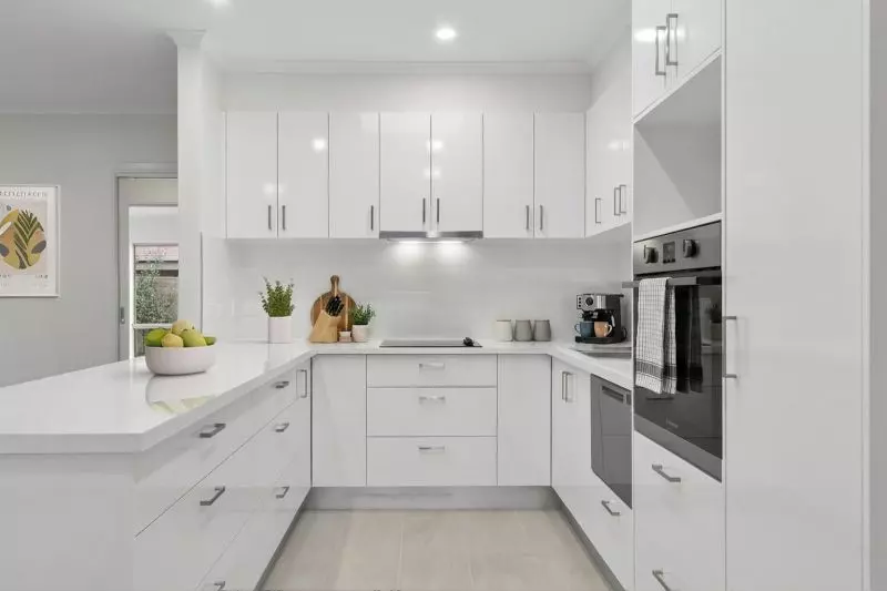 Spacious 2 bedroom villa, nestled amongst a beautiful garden setting