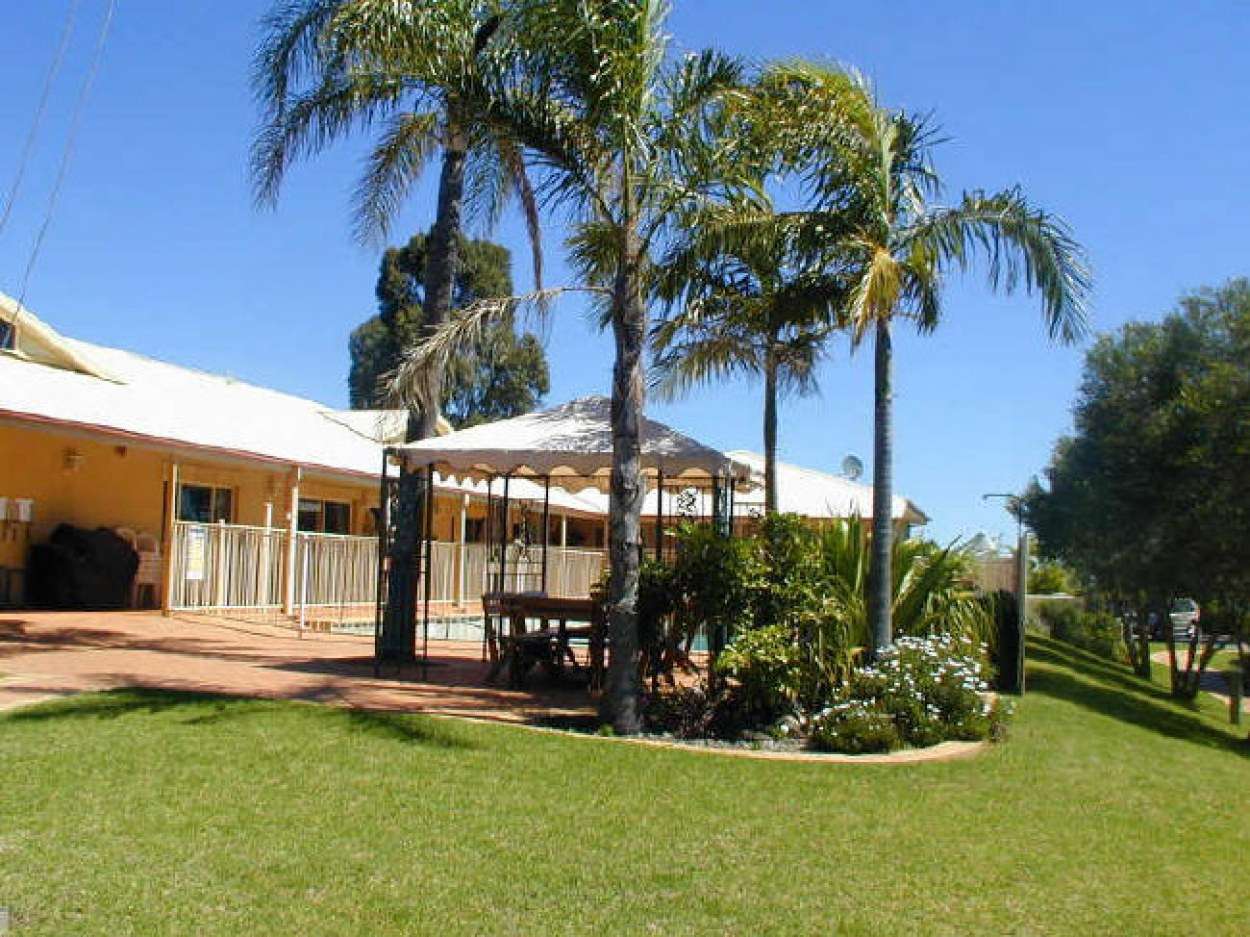 Two Bedroom Unit With Great Garden Outlook