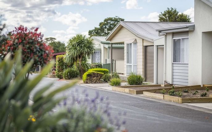 Transformation of Palm Lake Resort Willow Lodge 