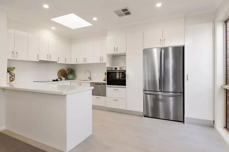 Lovely 2-bedroom villa with alfresco area and landscaped gardens