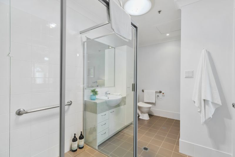 Charming one bedroom villa with study